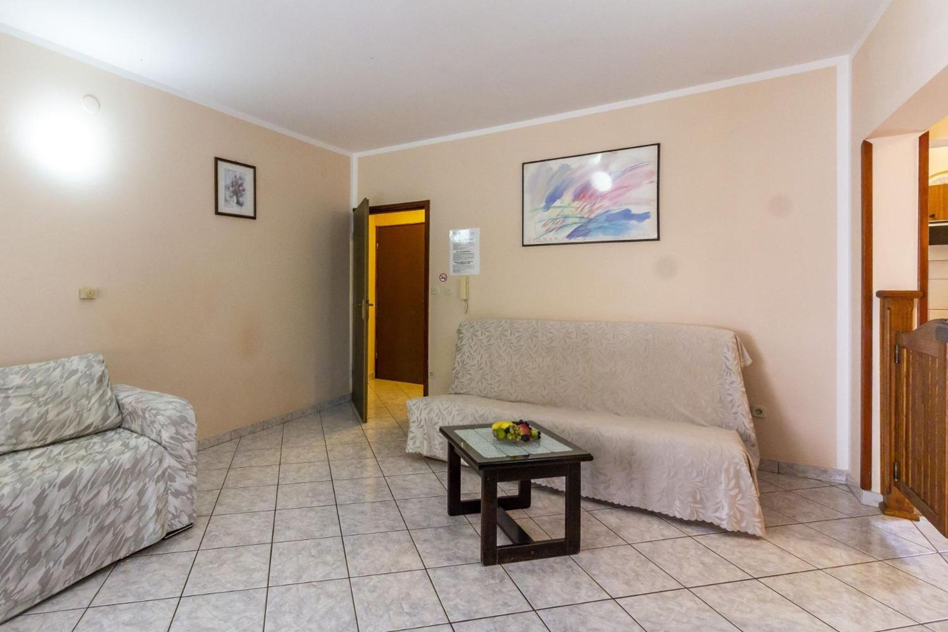 Apartments Mir Fažana Eksteriør bilde