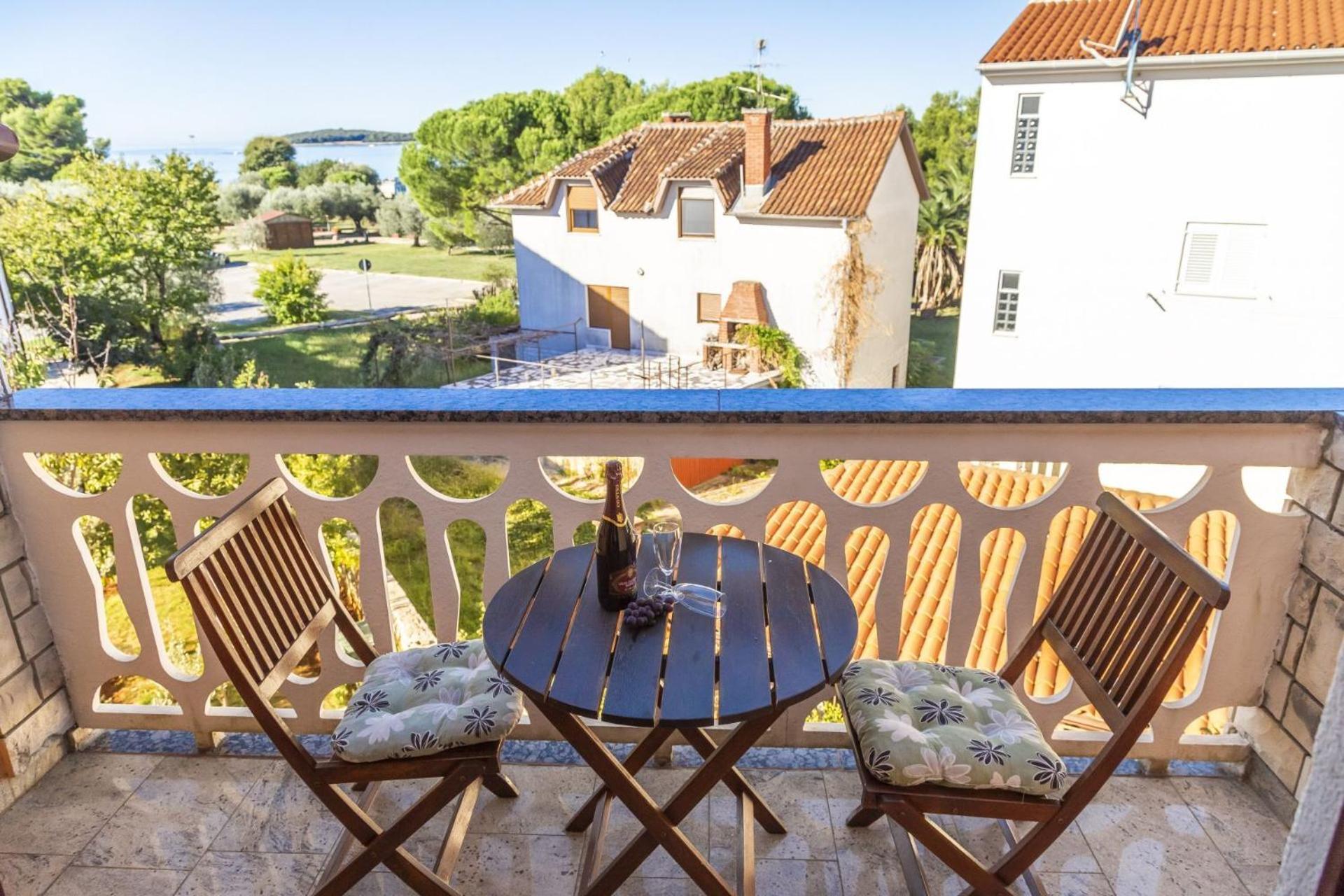 Apartments Mir Fažana Eksteriør bilde