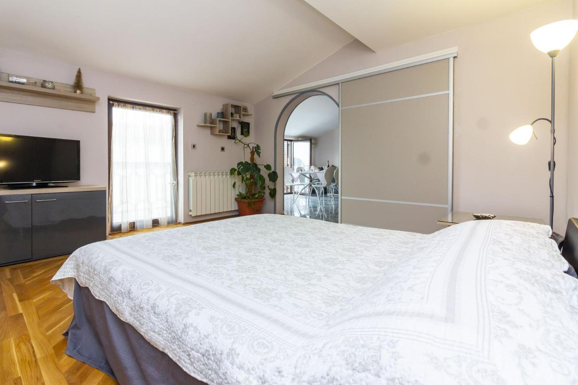Apartments Mir Fažana Eksteriør bilde