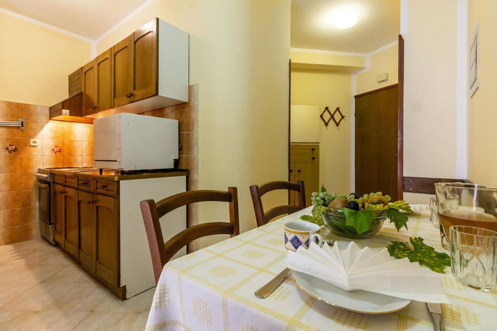 Apartments Mir Fažana Eksteriør bilde